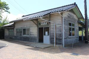 西岸駅